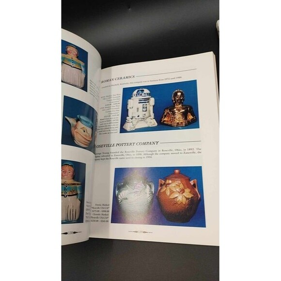 Cookie Jar Identification and Price Books Warmans & Collector Books Lot 2 - Picture 9 of 12